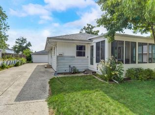 1016 Aurora Ave, Waukesha, WI 53186