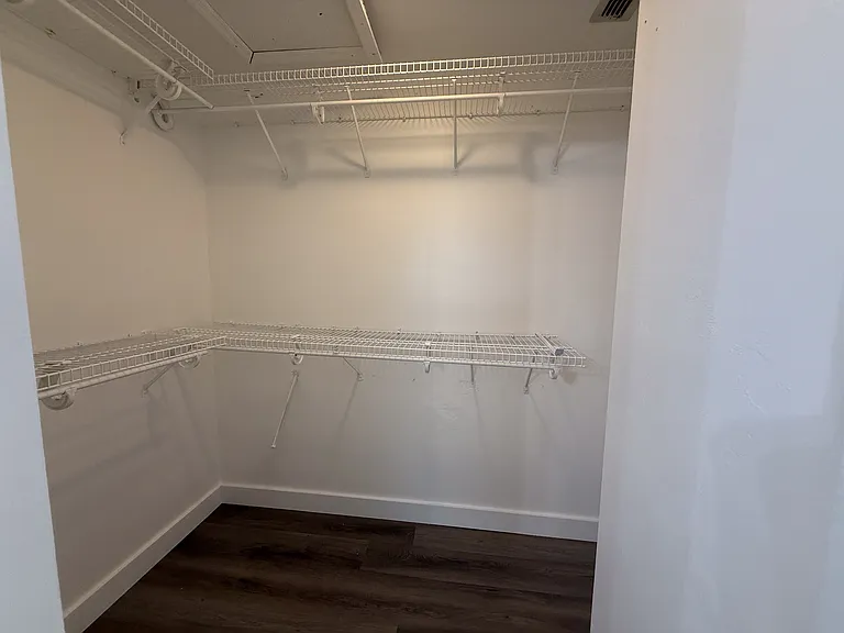 5840 Crabwood Ct — Photo 14