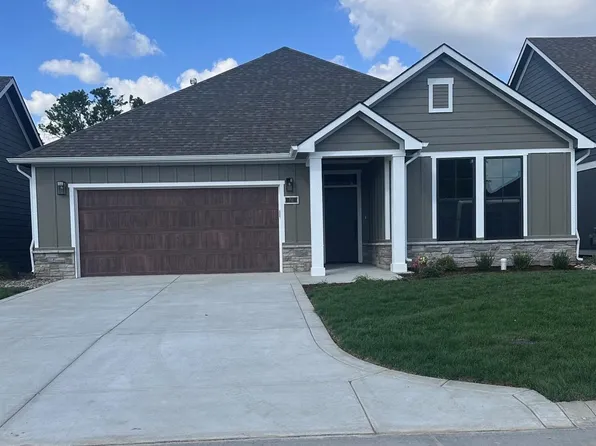 712 E Park Pl, Andover, KS 67002