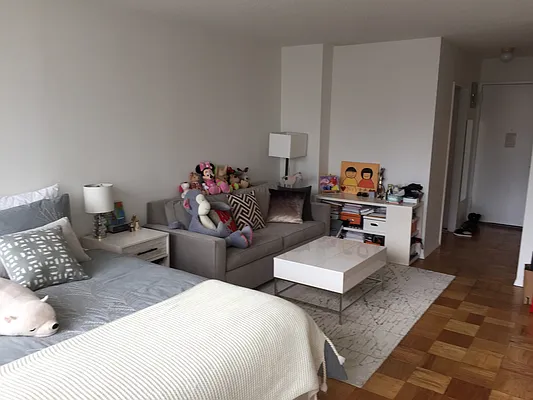 Rented by Owner | media 18