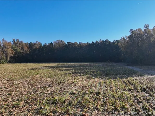 131 Nc, Bladenboro, NC 28320