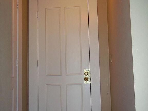 5th image of 529 Liberty Hl APT A2