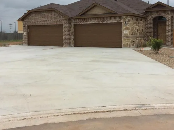 253 Hidden Springs Dr, Bastrop, TX 78602