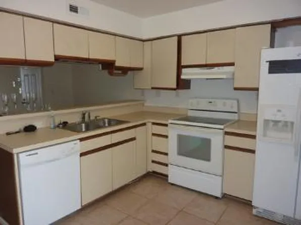 351 Fort Worth Ave APT 205, Norfolk, VA 23505