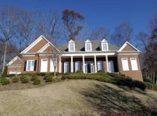 150 Franklin Pl, Sandy Springs, GA 30342