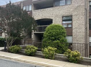 423 Christopher Ave APT 22, Gaithersburg, MD 20879