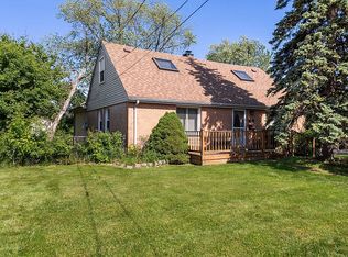 8209 Natoma Ave, Burbank, IL