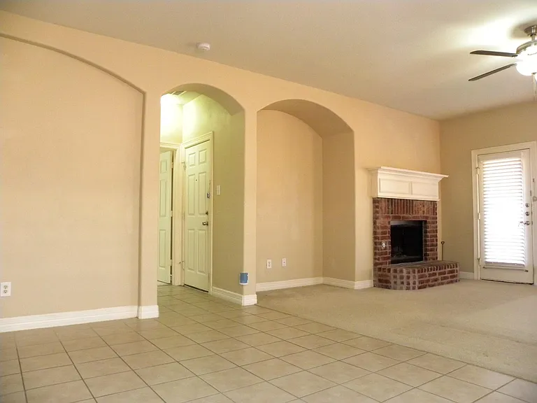 4620 Evanshire Way — Photo 16