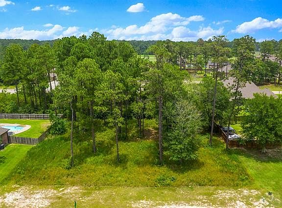 2nd image of 2704 Masters Ct