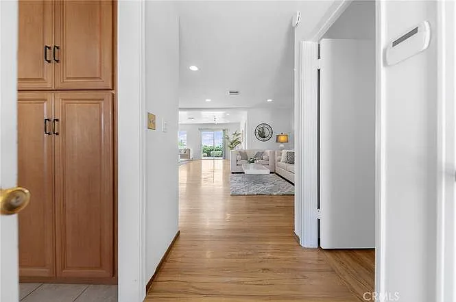 1003 Langley Way — Photo 5