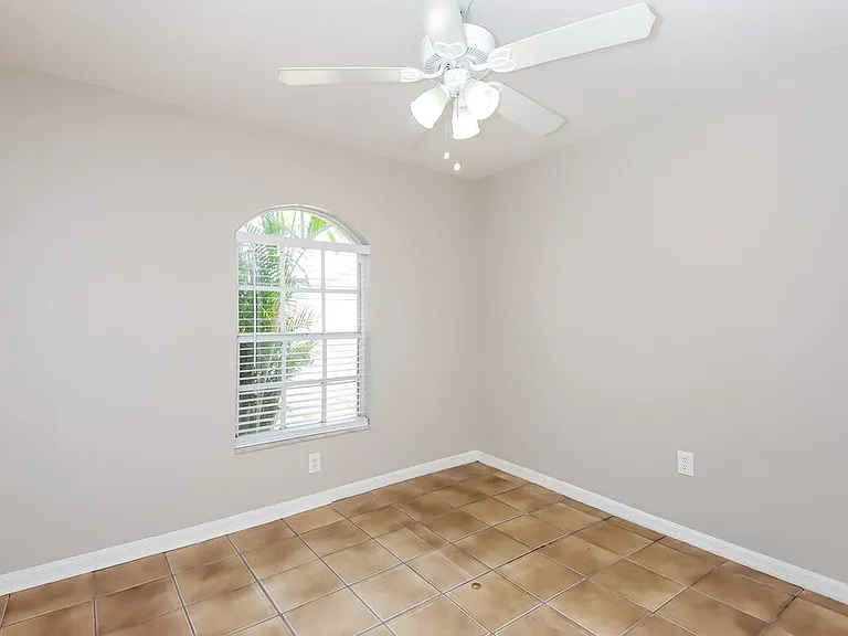 206 Lookout Dr — Photo 13
