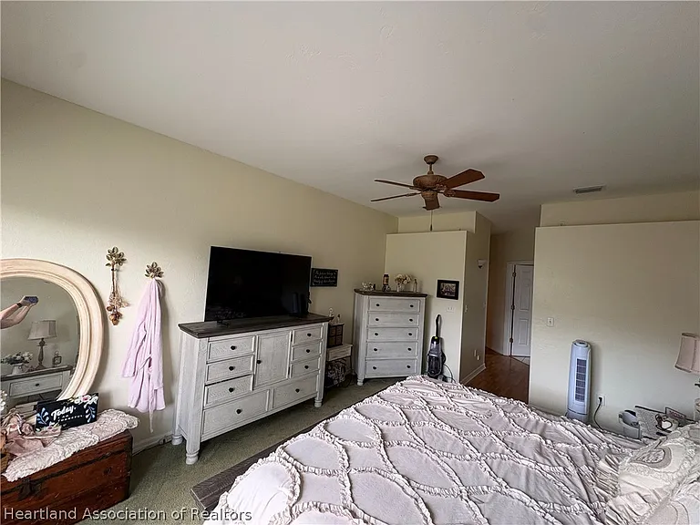 2843 Meadowood Ln — Photo 28