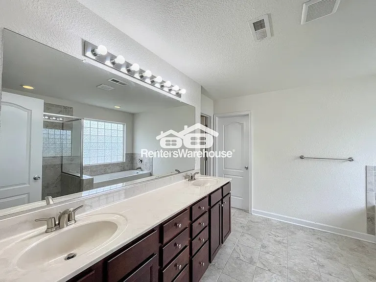 920 Green Sea Trl — Photo 24