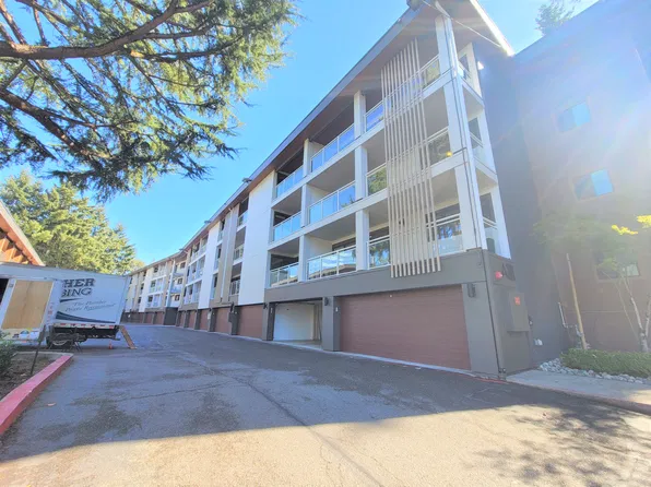 130 105th Ave SE, Bellevue, WA
