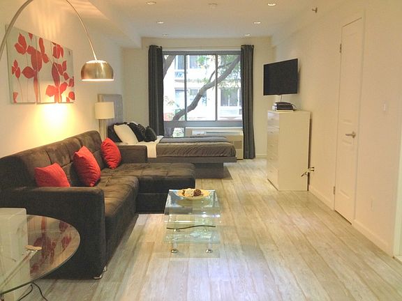 2nd image of 521 W 48th St #4B