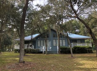 534 NE 339th Ave, Old Town, FL 32680