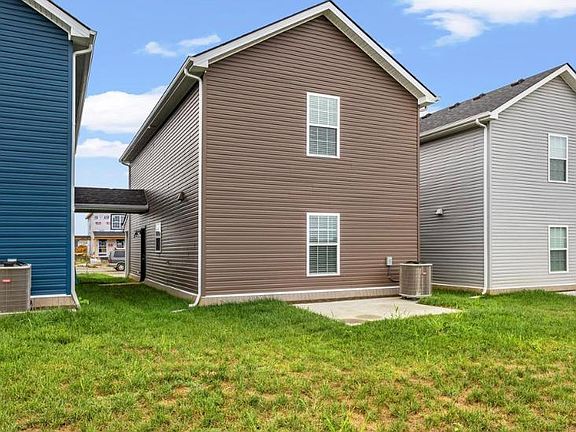2nd image of 2041 Dolly Dr