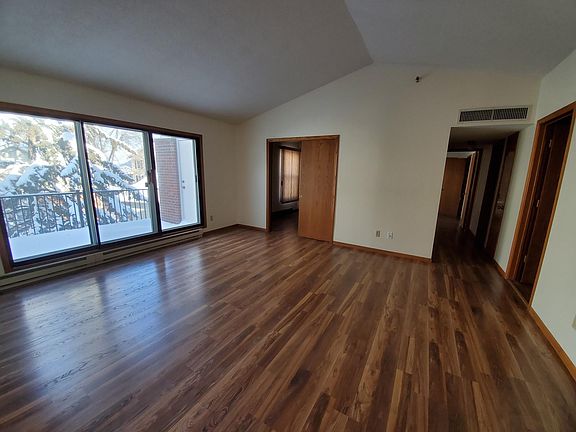 2nd image of 711 Larpenteur Ave E #711E