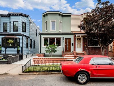 6243 60th Dr, Maspeth, NY, 11378