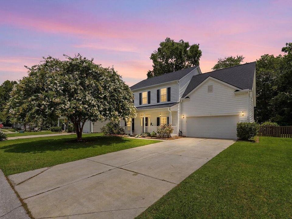 1st image of 302 Lakewind Dr