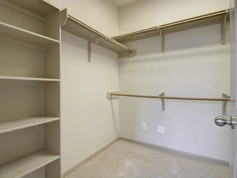 20311 Little Wing Dr — Photo 12