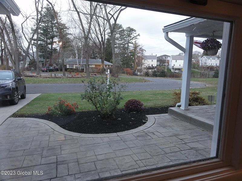 4th image of 701 Providence Street