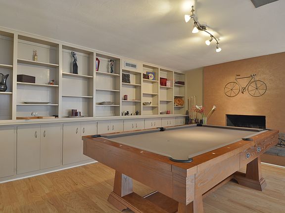 3rd image of 4605 Sunningdale Ave NE