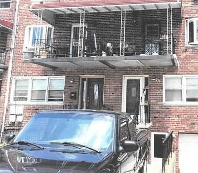 1st image of 1117 E 88th St