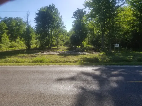 1758 S Coleman Rd, Shepherd, MI 48883