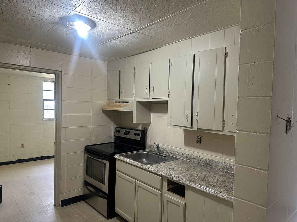 1st image of 3002 25th St #A