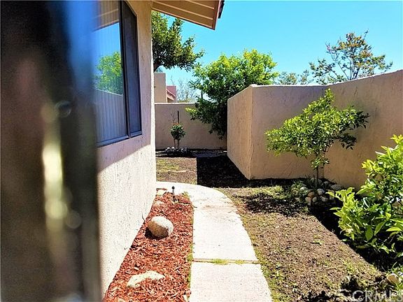 3rd image of 1357 Bouquet Dr