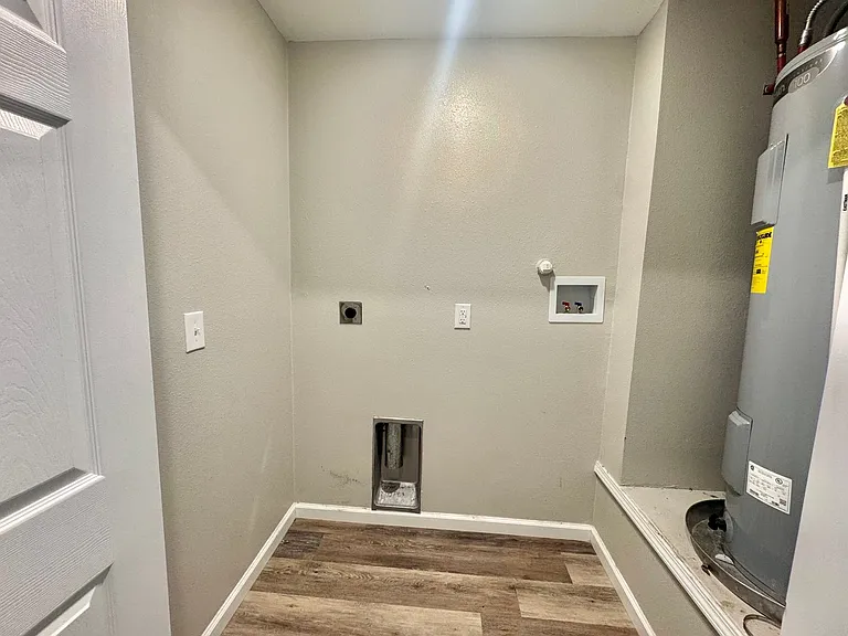 1007 N Quincy Ave — Photo 10