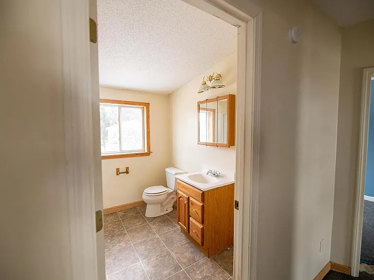 96 Bosworth St #1 — Photo 5