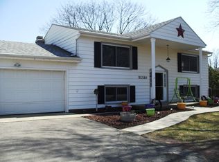 52320 Ironwood Rd, South Bend, IN 46635