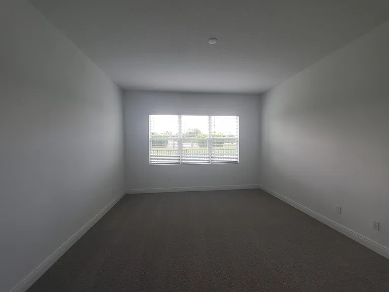 2058 Emerald Springs Dr — Photo 23