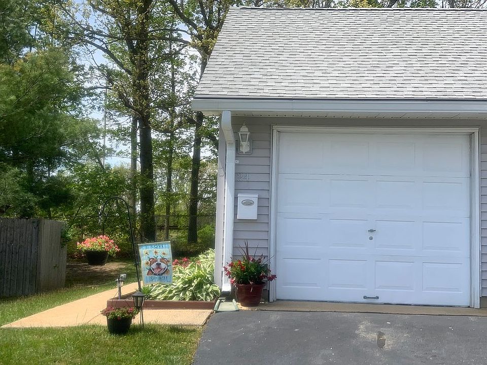 24 Kathy Ct.