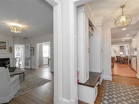 5th image of 4907 Park Ave