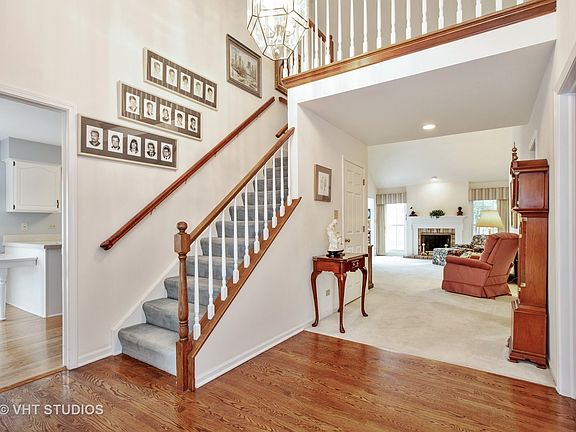2nd image of 31 Warrington Dr