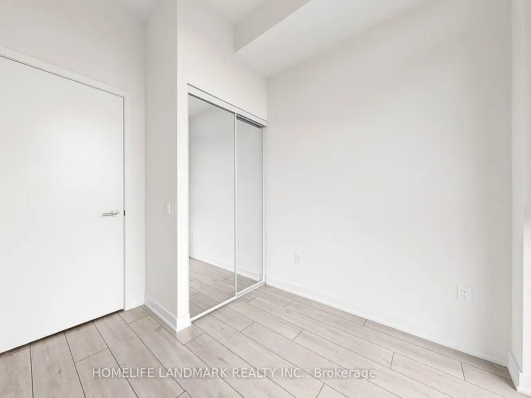 5858 Yonge St #LPH25 — Photo 16