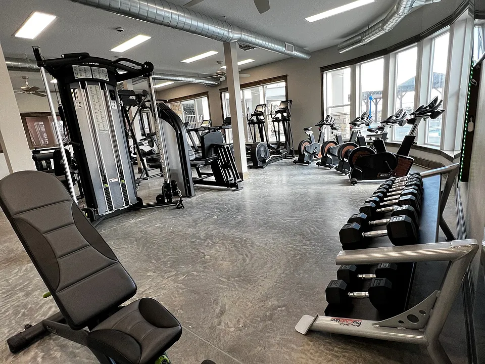 Clubhouse - 24/7 Gym