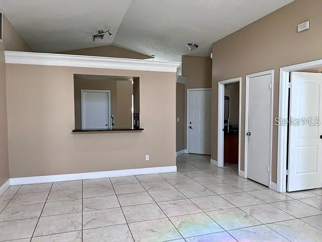 3072 Stillwater Dr — Photo 10