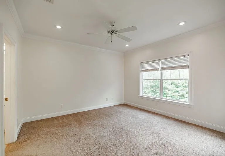 350 Wood Lake Dr #24 — Photo 20