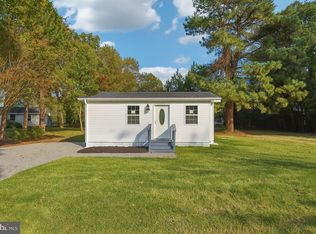 1432 Holly Vista Dr, Colonial Beach, VA 22443