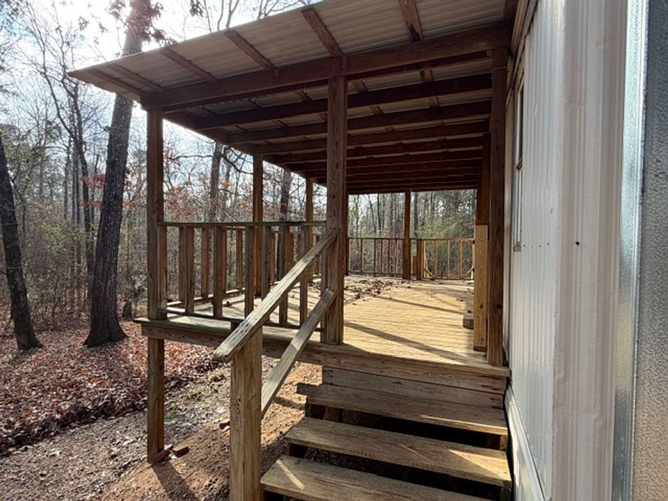 2nd image of 162 Tally Ho Ln