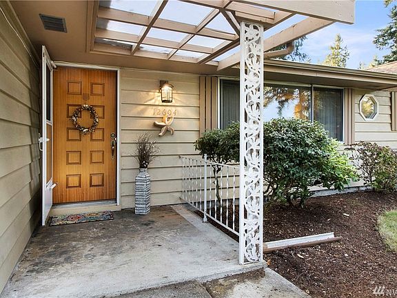 4th image of 12604 98th Ave E