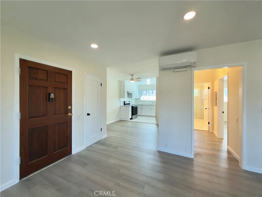 1 bed, 782 sqft, $2,395 — Photo 4