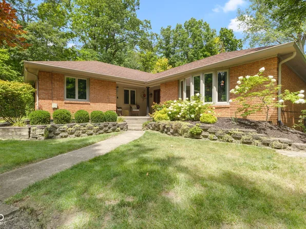 9226 Gleannloch Dr, Indianapolis, IN 46256