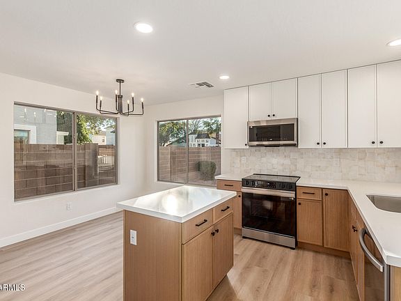 4th image of 38302 N Sandy Drive