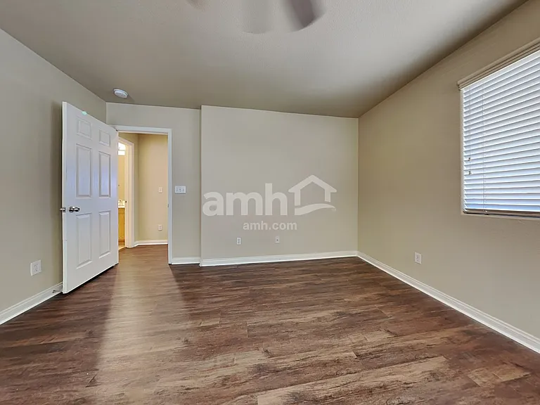 10427 Sweet Juliet St — Photo 14