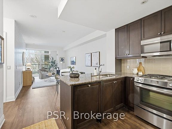 5th image of 11 Bronte Rd #422